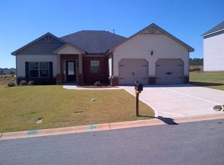 582 Buttonwood Dr, Graniteville, SC 29829