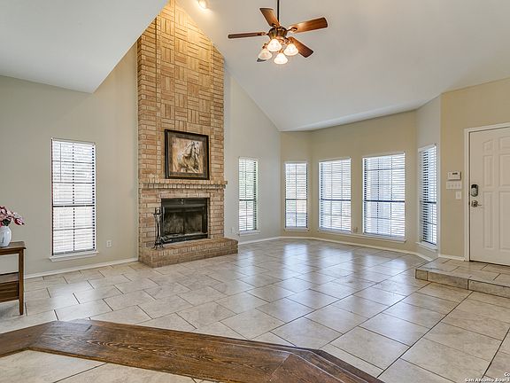 3rd image of 11646 OLD HILLS LN
