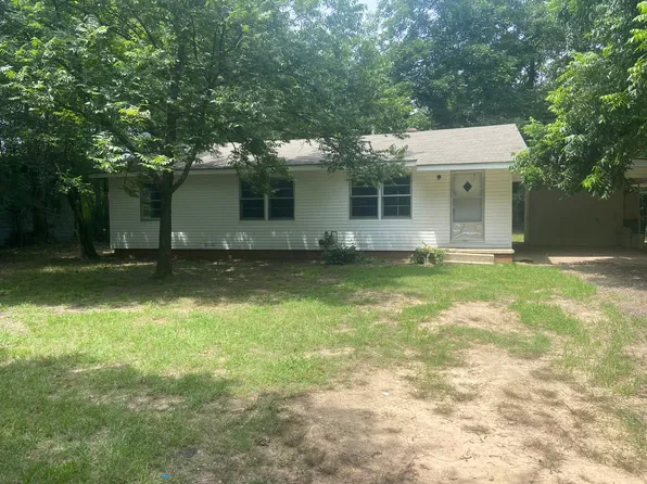 227 N Kenwood Rd, Texarkana, TX 75501