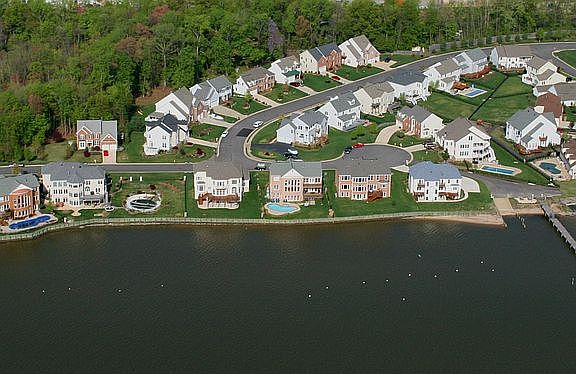 4th image of 1121 Marseille Ln