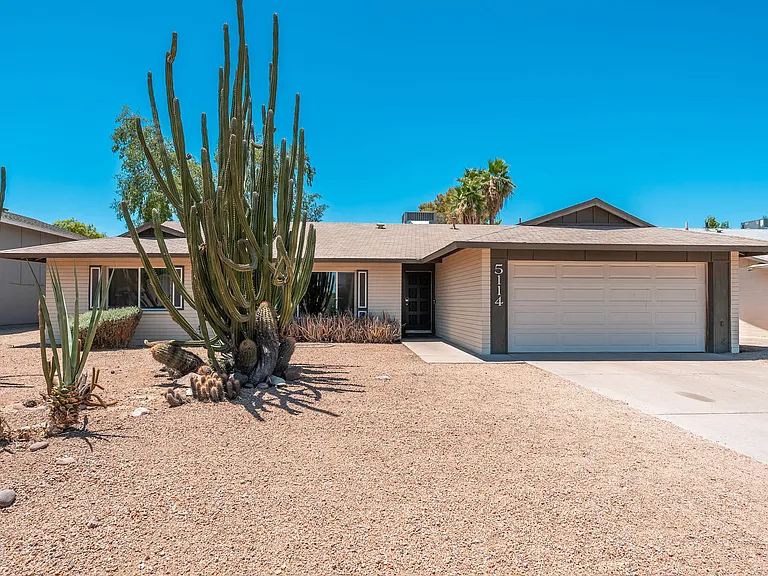 5114 S Dorsey Ln — Photo 4