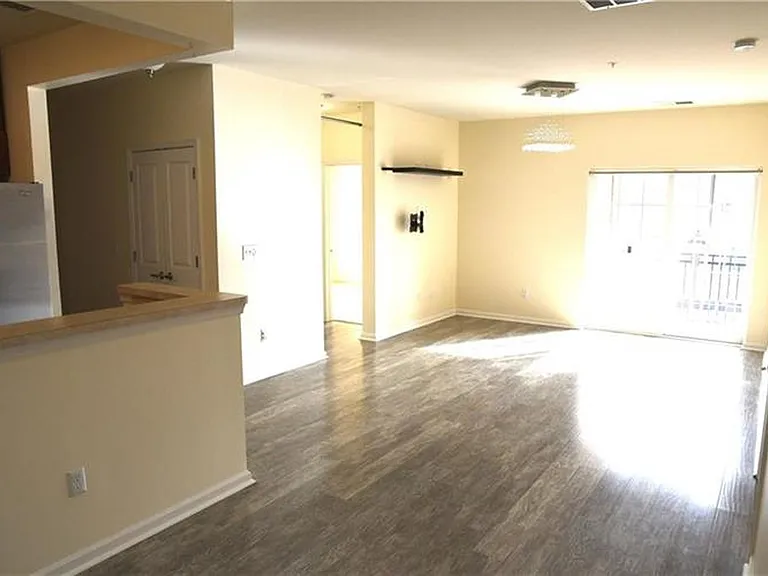 525 E Celebration Way — Photo 13