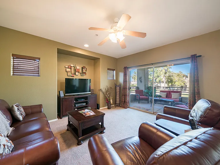 7401 W Arrowhead Clubhouse Dr #2013 — Photo 16