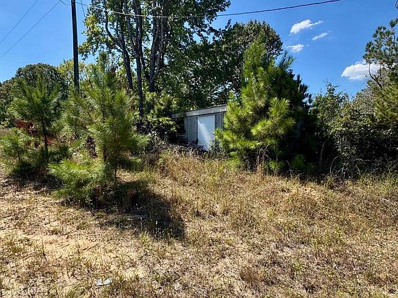 3rd image of 249 Kaiser Rd