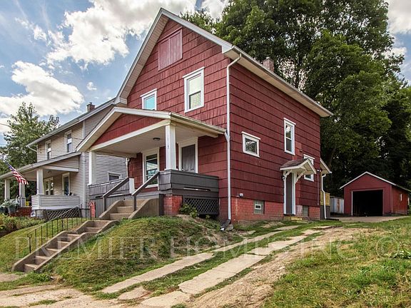 2nd image of 1717 Saint Elmo Ave NE