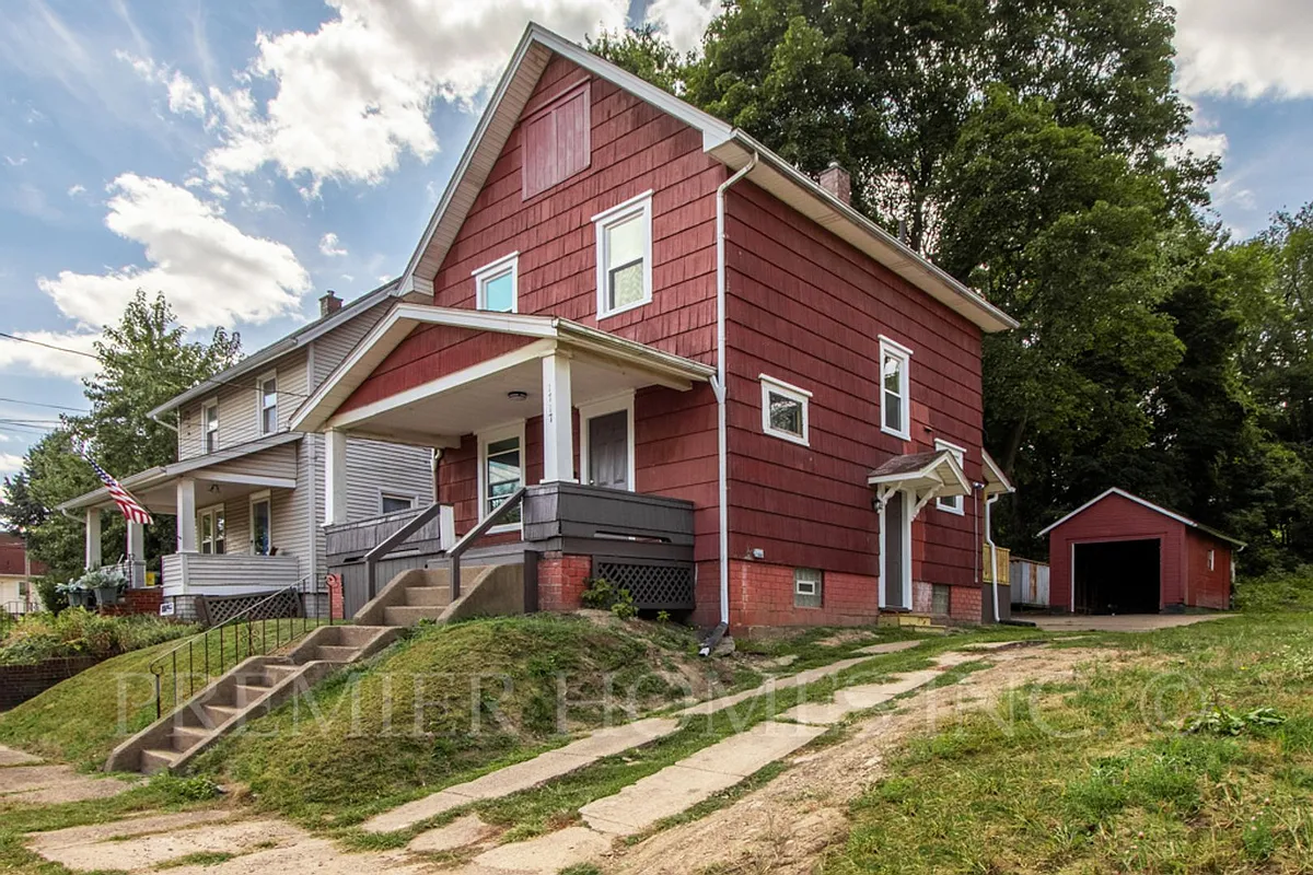 Building Photo - 1717 Saint Elmo Ave NE