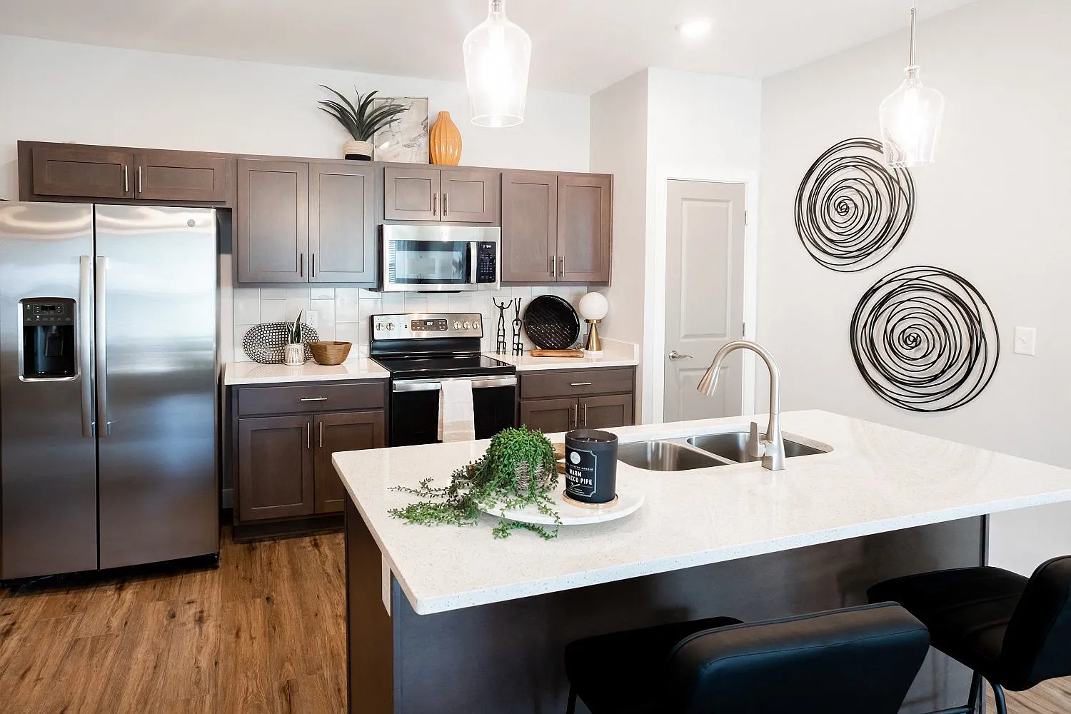 City Place at Germantown Apartments — Photo 2