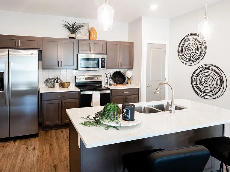 City Place at Germantown Apartments — Photo 2