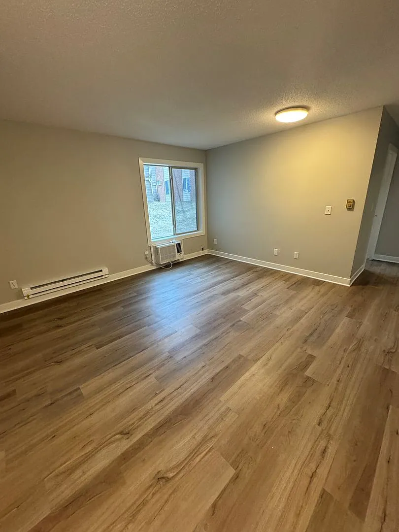 Greenfield Park Apartments — Photo 1