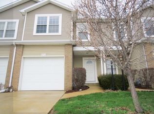 3708 Summer Sage Ct, Champaign, IL 61822