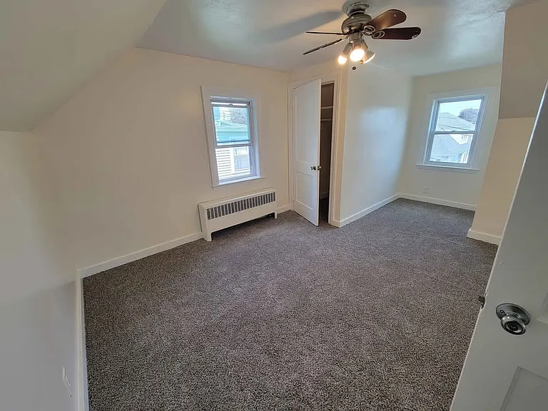 42 Madison St — Photo 15