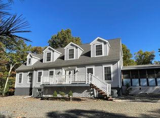 124 Gunstock Ln, Tafton, PA 18464
