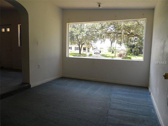3rd image of 680 W Valencia Ct