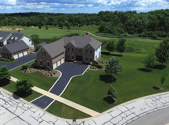 3rd image of 26 Briar Creek Dr
