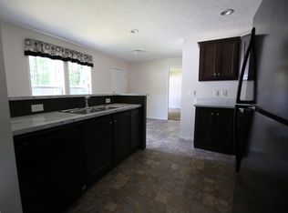 13681 Pinewood Dr, Grand Haven, MI 49417