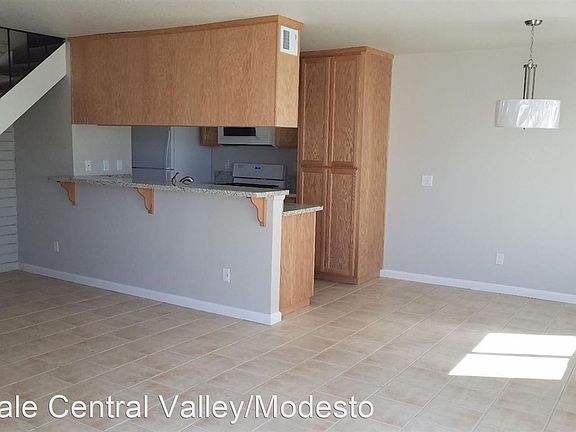 2nd image of 428 Caribrook Way APT 1
