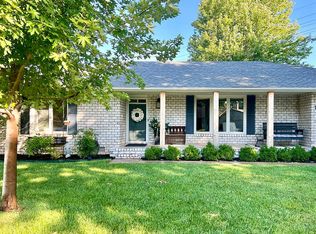 2812 Pama Lou Ave, Hutchinson, KS 67502