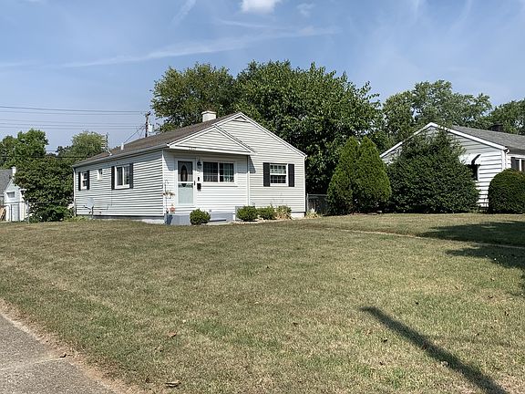 2nd image of 2401 Rockne Dr