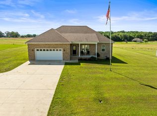 8300 Aedc Rd, Estill Springs, TN 37330