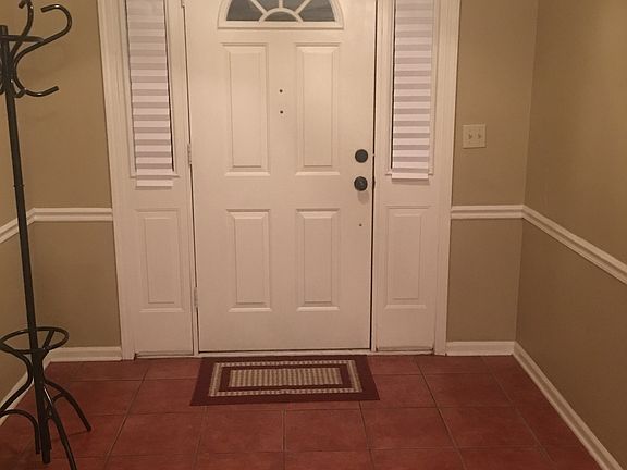 4th image of 216 Westwood Dr