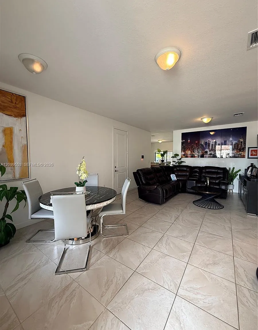Baywood Homes — Photo 2