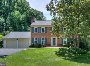 6455 Windermere Cir, Rockville, MD 20852