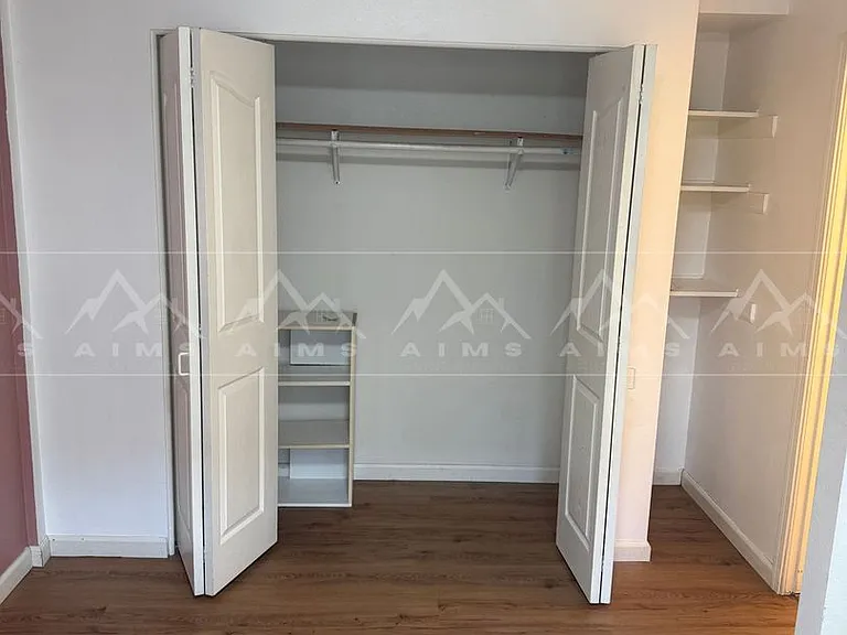 1435 Denali St — Photo 10