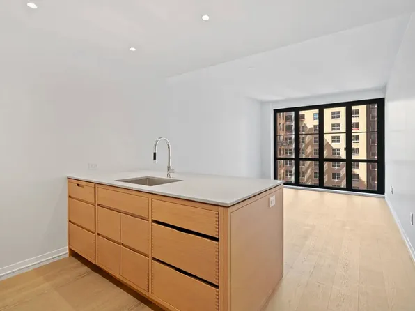 250 W 96th St Unit 15G, New York, NY 10025