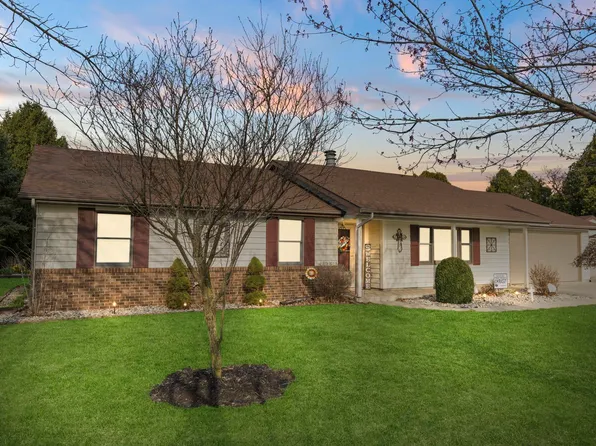 9925 Fritz Rd, Fort Wayne, IN 46818