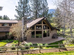 26247 SW Metolius Meadows Dr, Camp Sherman, OR 97730