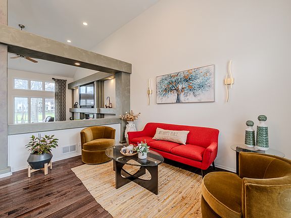4th image of 2805 Clara Ave