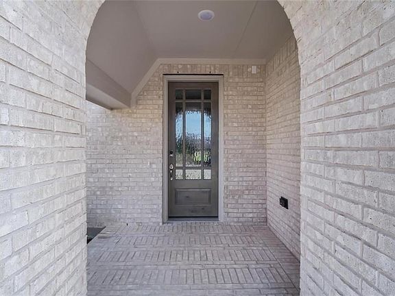 3rd image of 1112 Nannyberry Dr