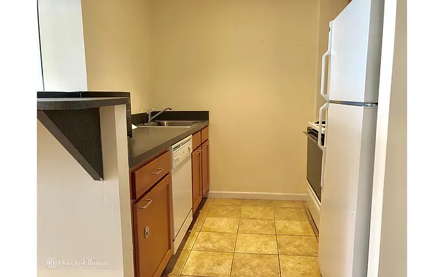 Rented by Douglas Elliman | media 12