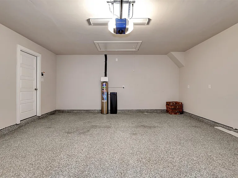 6419 Purple Wreath Way — Photo 34