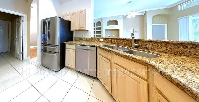 442 Knight Dr — Photo 9