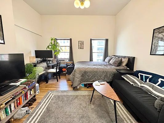 Rented by J PRESTON AND ASSOCIATES INC | media 1