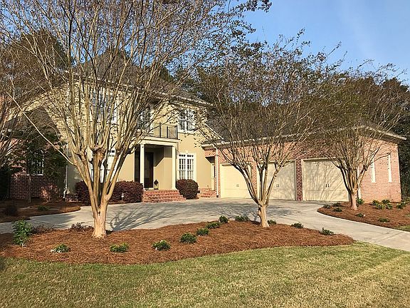 3rd image of 3497 Greenway Dr