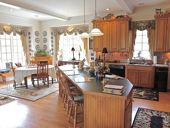 Kitchen and informal dining