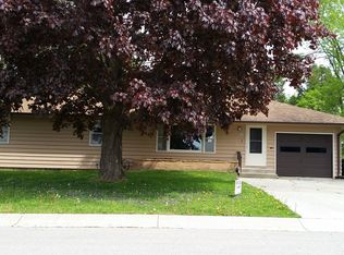 609 Park Ave, Goodhue, MN 55027