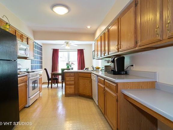 5th image of 101 Thistle Ct Unit F101