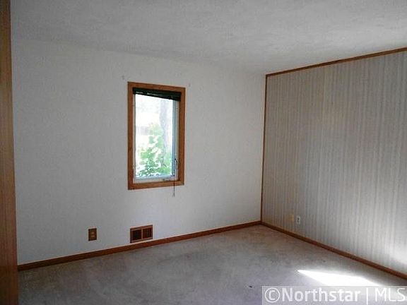 3rd image of 1742 Lois Dr