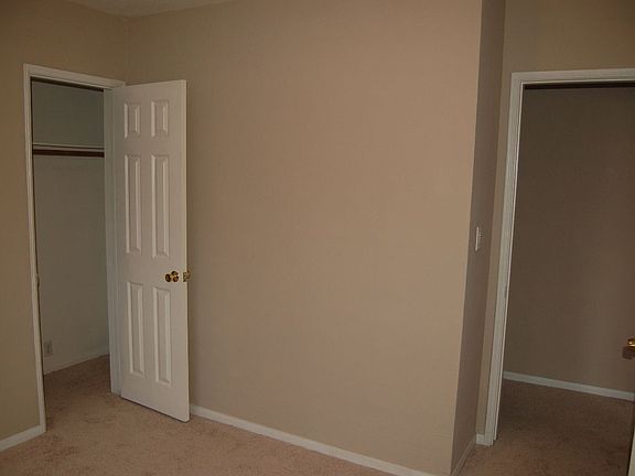 4th image of 1659 Del Amo Blvd