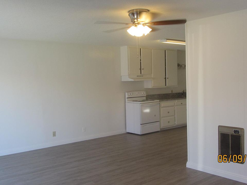 1st image of 1400 Freeman Ave