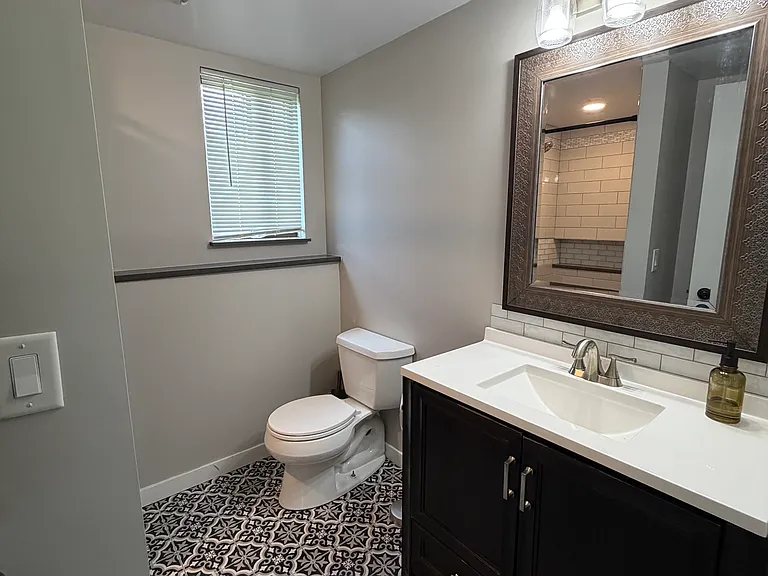 4544 Hillview Shrs — Photo 22