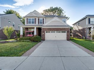 5775 Branch Ct, Canton, MI 48187