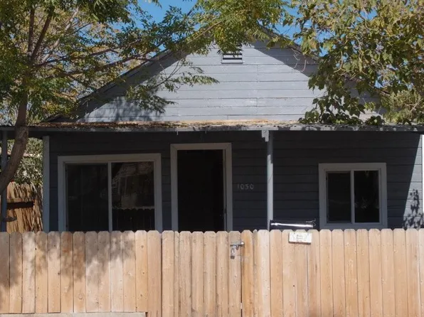 1030 Buena Vista St, Taft, CA 93268