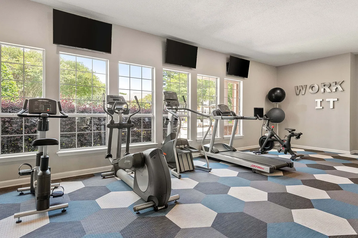 Building Photo - Avana Creekside