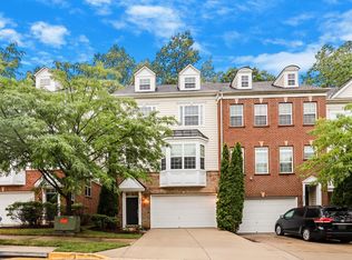 600 Tailgate Ter, Landover, MD 20785