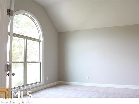 4th image of 2948 Ash Grove Dr