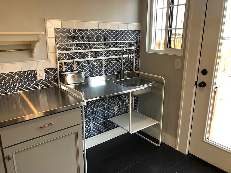 840 Hill Ave — Photo 12